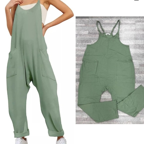 OUFEIYA Pants - Women's Green Relaxed Fit Jumpsuit - Size 10